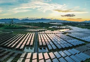 分布式電站與集中式電站的區別(集中電站和分布式區別)